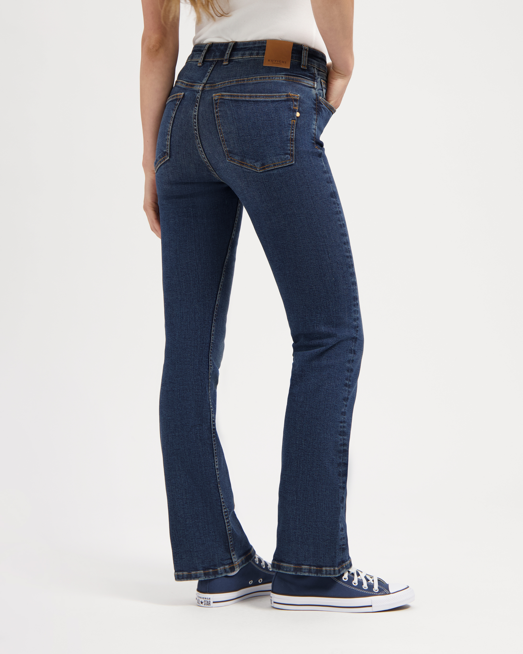 Kuyichi-jeans-Zoe-Bootcut-Meadow-Blue-duurzaam-fairtrade