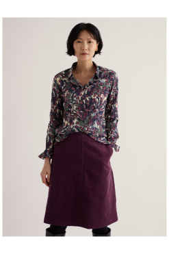 Seasalt Larissa blouse Inky Seedheads Aran van biologisch katoen met bloemenprint in marineblauw, groen, bordeaux en crème.